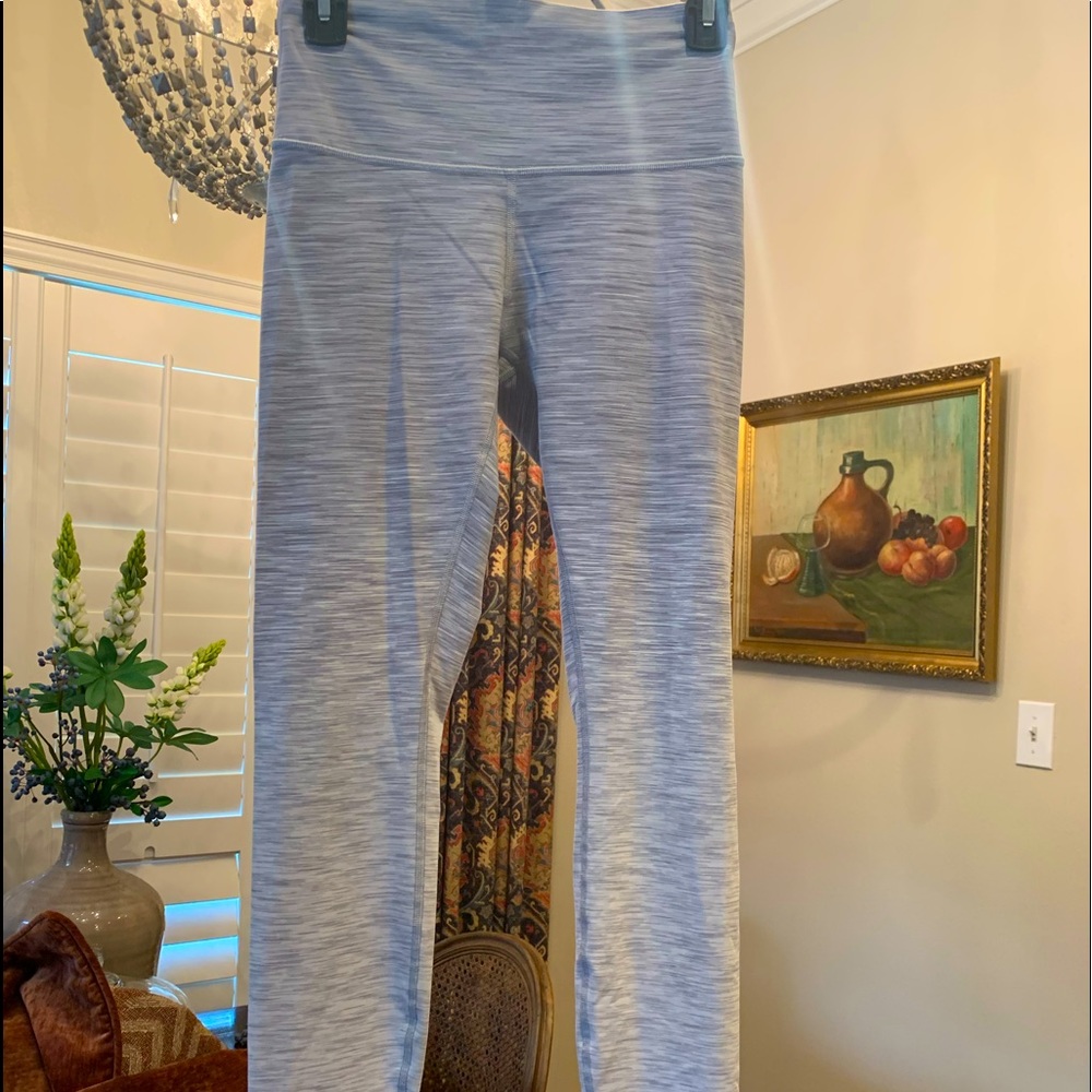 Lululemon size 6 ombre grey/white  leggings super cute never worn no tags